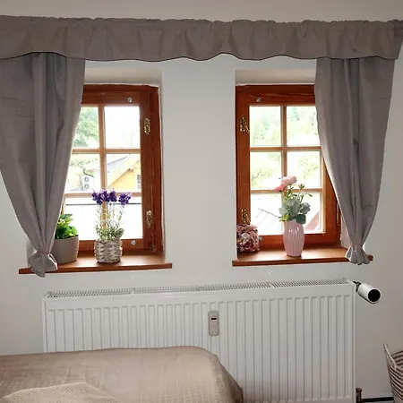 Apartment Podkrovni U Potoka Horni Marsov