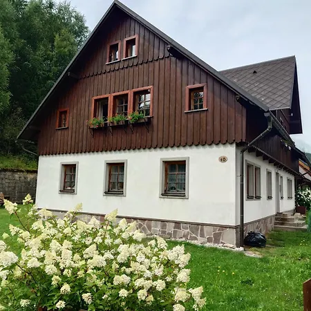 Podkrovni U Potoka