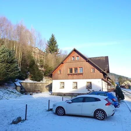 Podkrovni U Potoka *